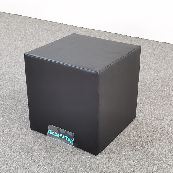 Bloc de cube doux noir pour la location de terrain de jeu pour tout-petit