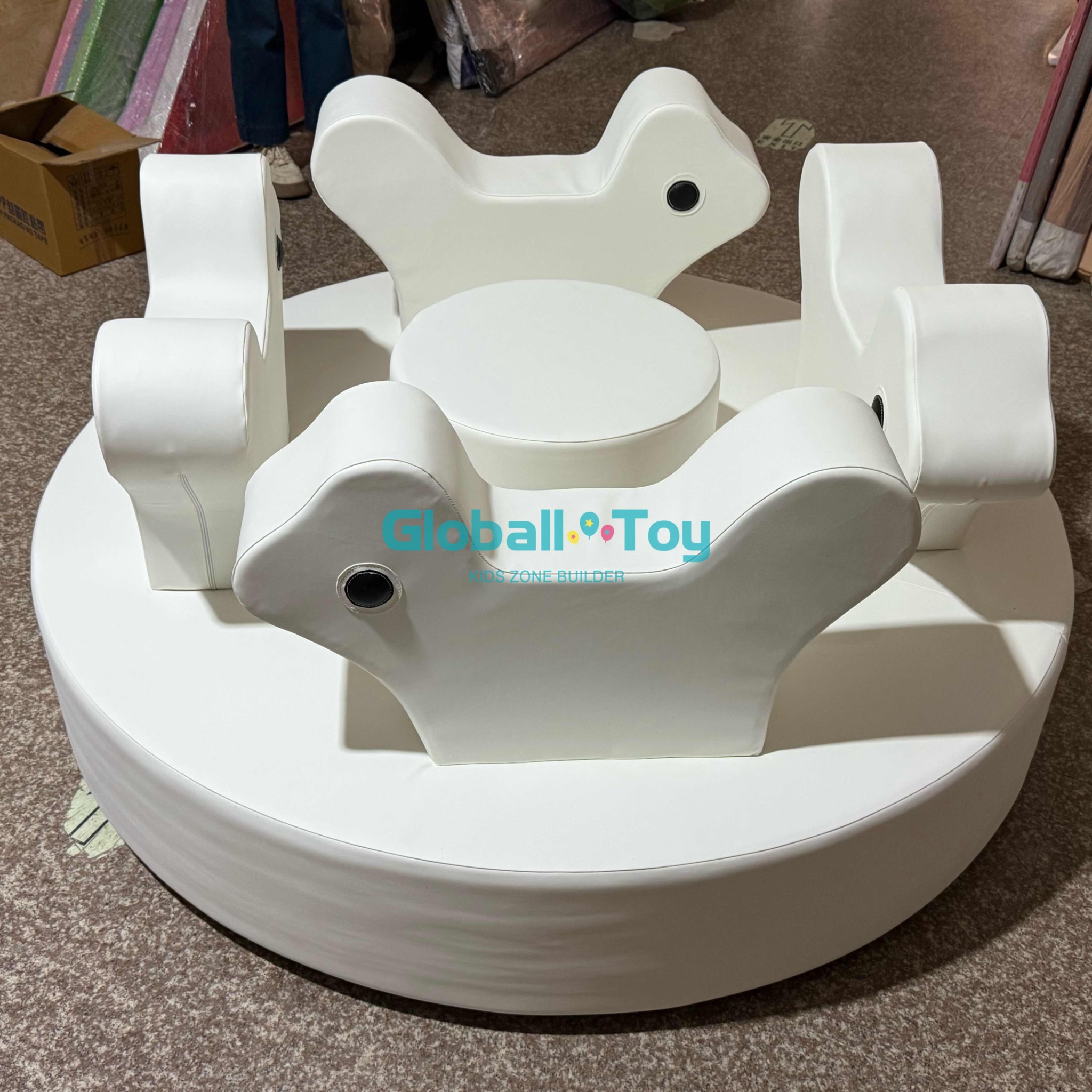 Juego interactivo de carrusel suave con tiovivo para niños