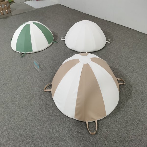 soft-play-balance-dome-neutraal-witbalans-training-kinderdagverblijf-speelapparatuur