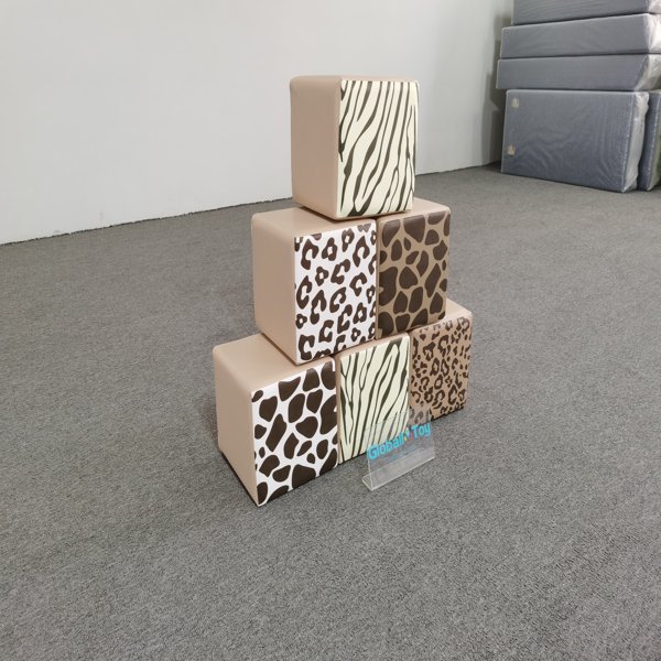 soft-play-inek-temalı-k&uuml;p-istiflenebilir-kreş-ekipmanı-&uuml;reticisi