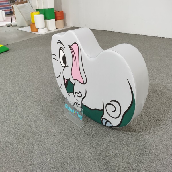 soft-play-lion-rocker-beige-animal-theme-enfants-salle-de-jeux-equipement