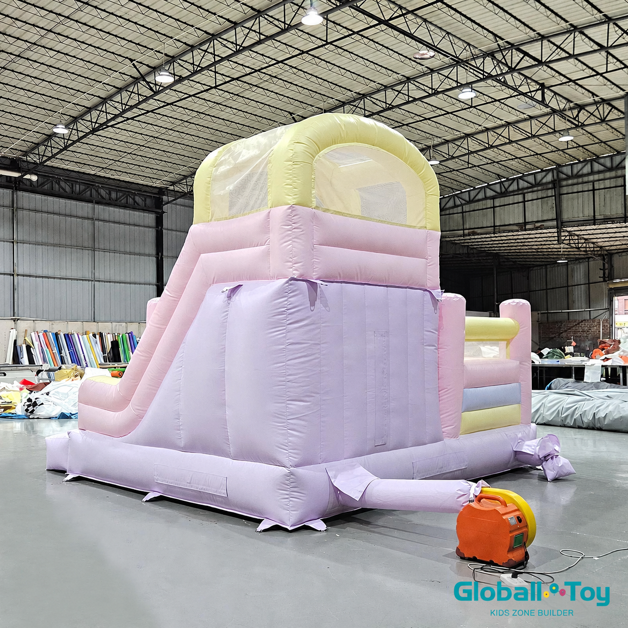 kids-cloud-theme-inflatable-playground-equipment-for-rental-exporter