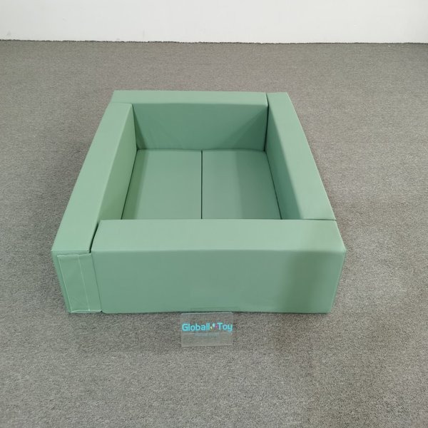soft-play-ballenbak-groen-vierkant-peuterveilige-speelhoek-kinderdagverblijfuitrusting