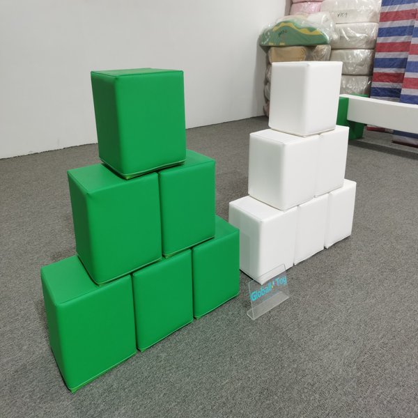 fabricante-de-centro-de-guarder&iacute;a-de-juegos-suaves-seguros-verde-blanco-de-bloques-de-juego-de-espuma