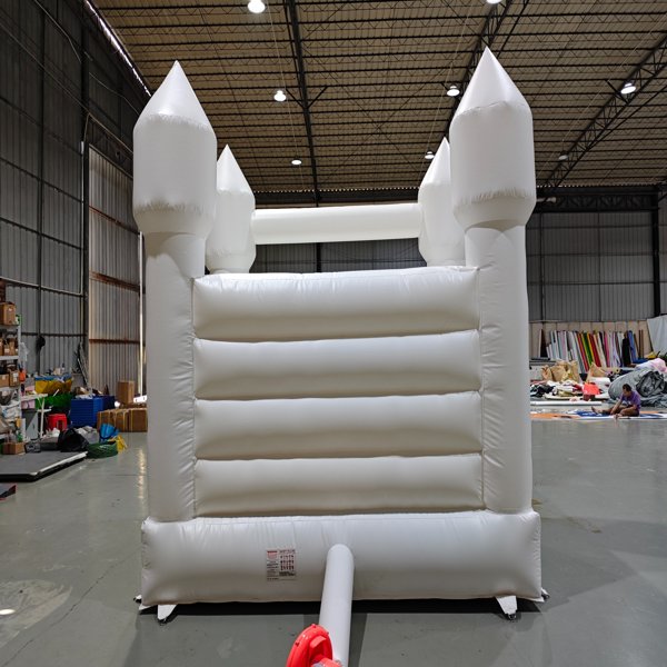 distributore-centro-giochi-per-bambini-in-pvc-resistente-castello-gonfiabile-bianco-